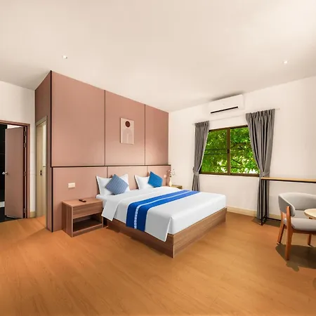 Selina Place Hotel-3